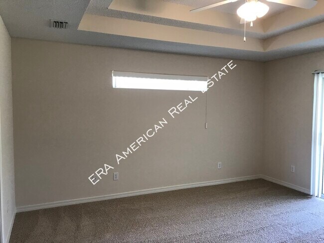 Building Photo - 2642 Hidden Creek Dr