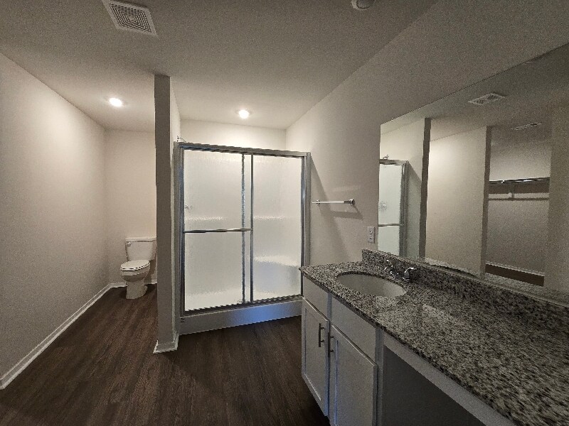Building Photo - 1406 E Piedmont Ct