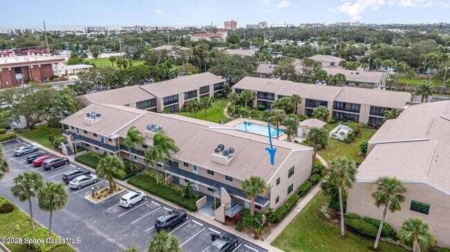 Building Photo - 201 International Dr