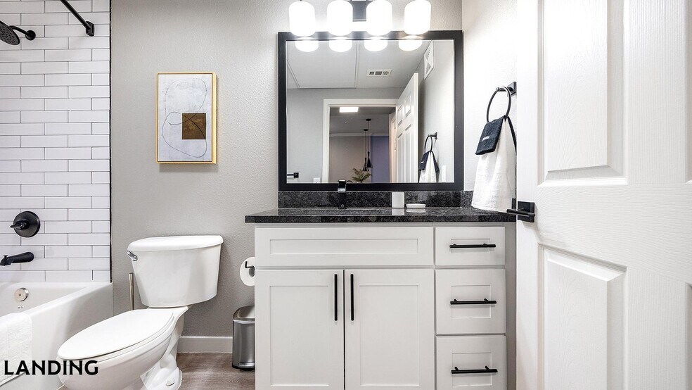 Building Photo - 901 Colorado Blvd