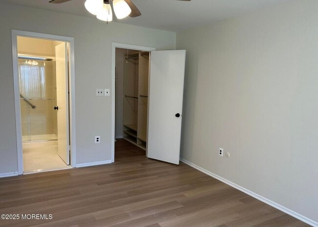 Building Photo - 211 Covered Bridge Blvd