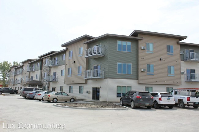 Building Photo - 2 br, 2 bath Apartment - 2899 34th St S