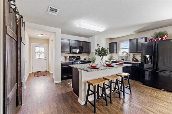 Building Photo - 222 Camellia Dr