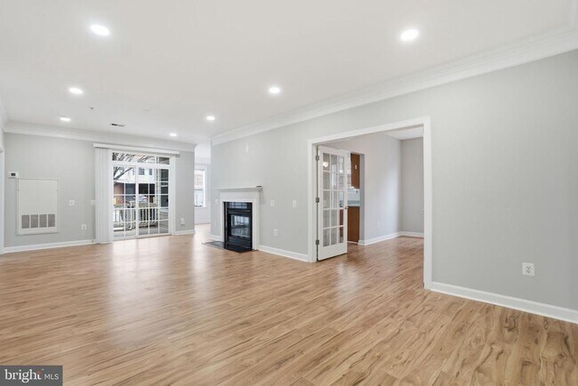 Building Photo - 7871 Rolling Woods Ct