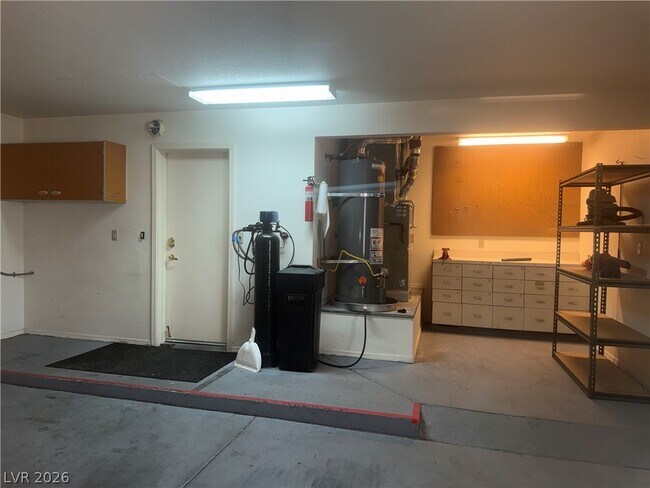Building Photo - 8900 Kingsmill Dr