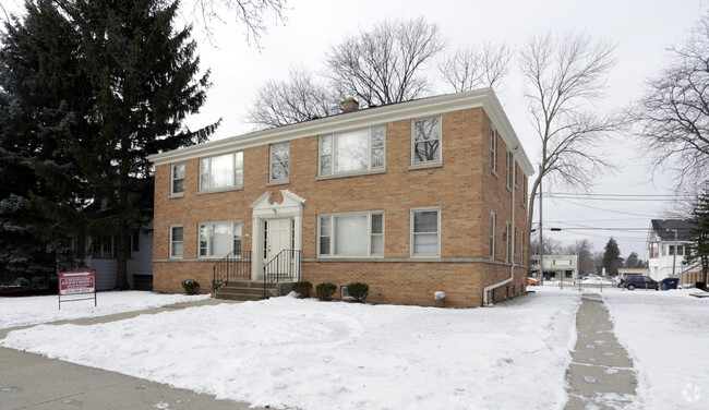 Building Photo - Blue Mound Crossing