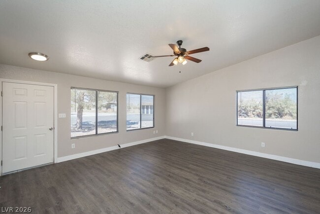 Building Photo - 2120 McMurray Dr