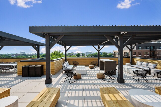 Building Photo - McCormick CoLiving