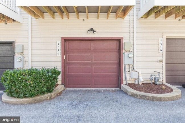 Building Photo - 4548 Longfellow St