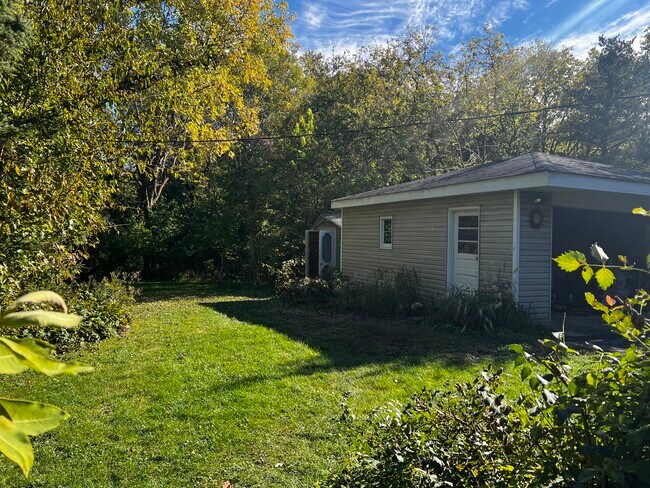 Building Photo - 5341 Grand Ave