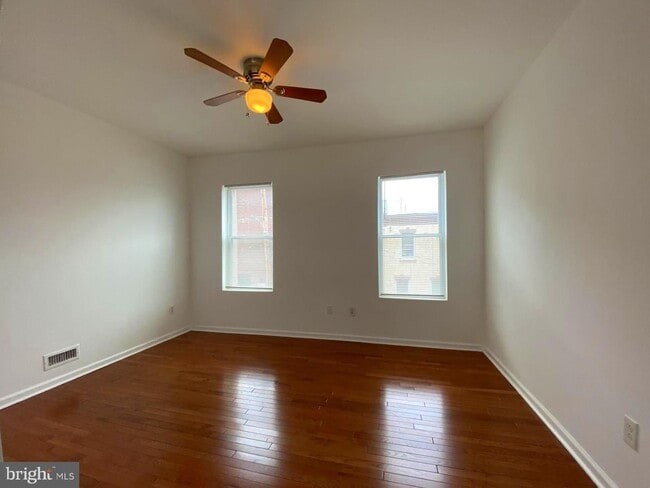 Building Photo - 2510 Manton St
