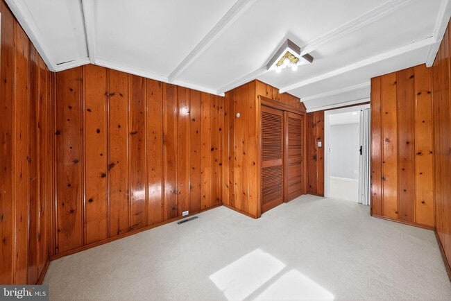 Building Photo - 7523 B St