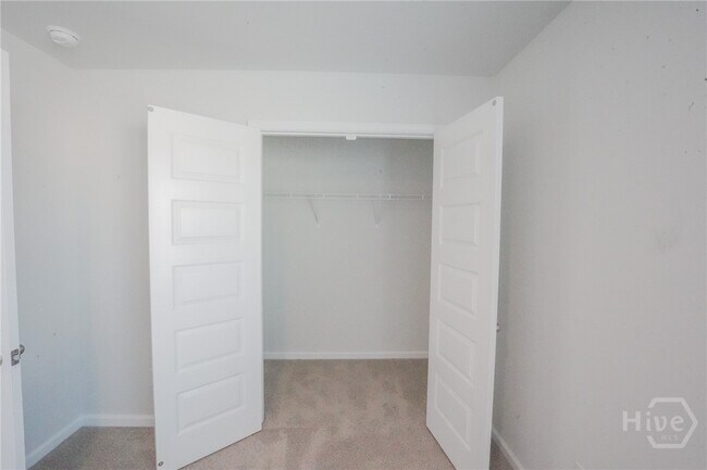 Building Photo - 421 Coconut Dr