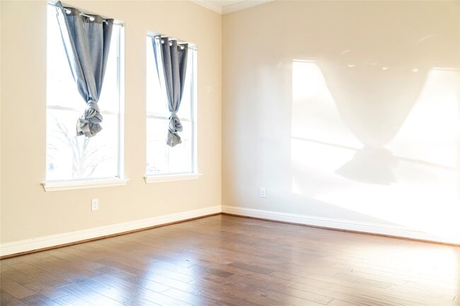 Building Photo - 1419 Colorado St