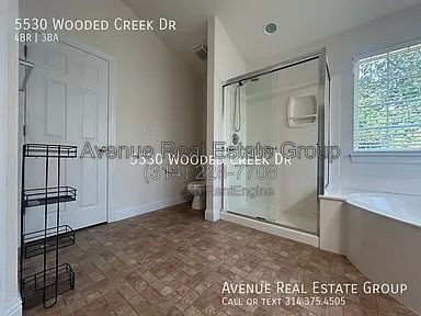 Building Photo - 5530 Wooded Creek Dr