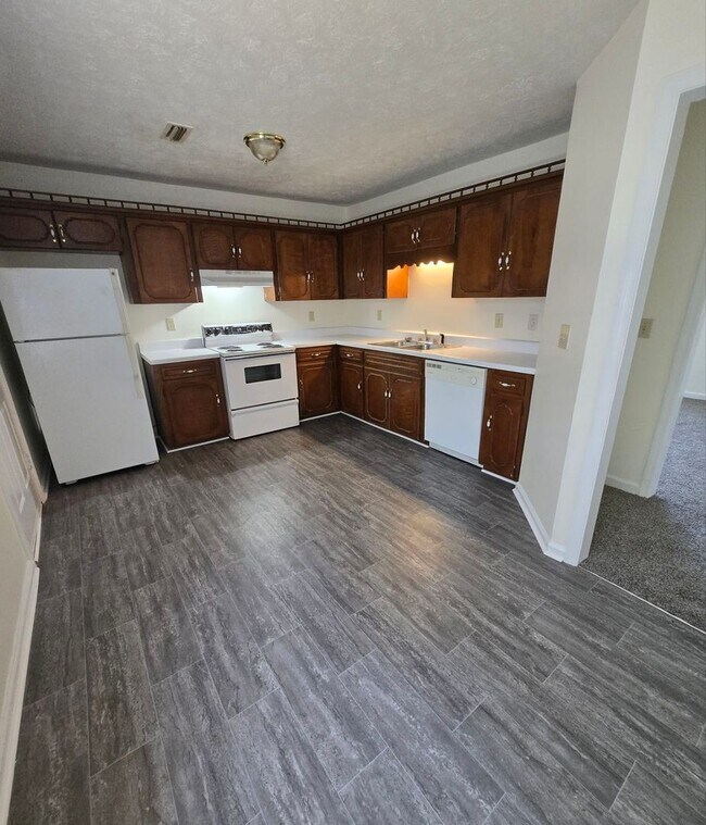Building Photo - 5382 Whisperwood Ct