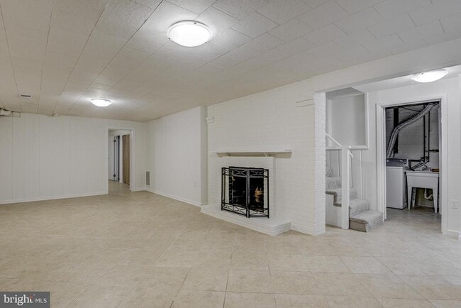 Building Photo - 5107 Bradley Blvd