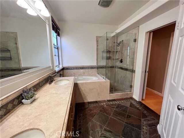 Building Photo - 28038 Via De Costa