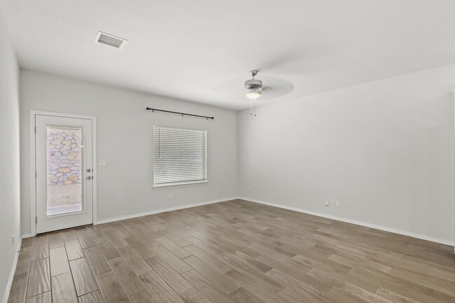 Building Photo - 7352 Frostline Pl
