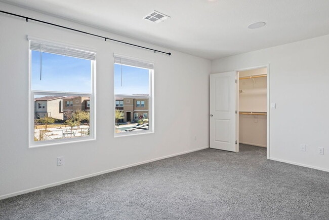 Building Photo - 444 Moonlight Cove Dr