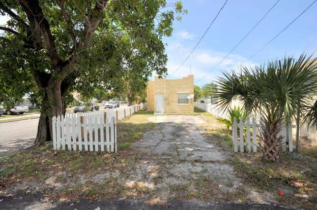 Building Photo - 646 33rd St