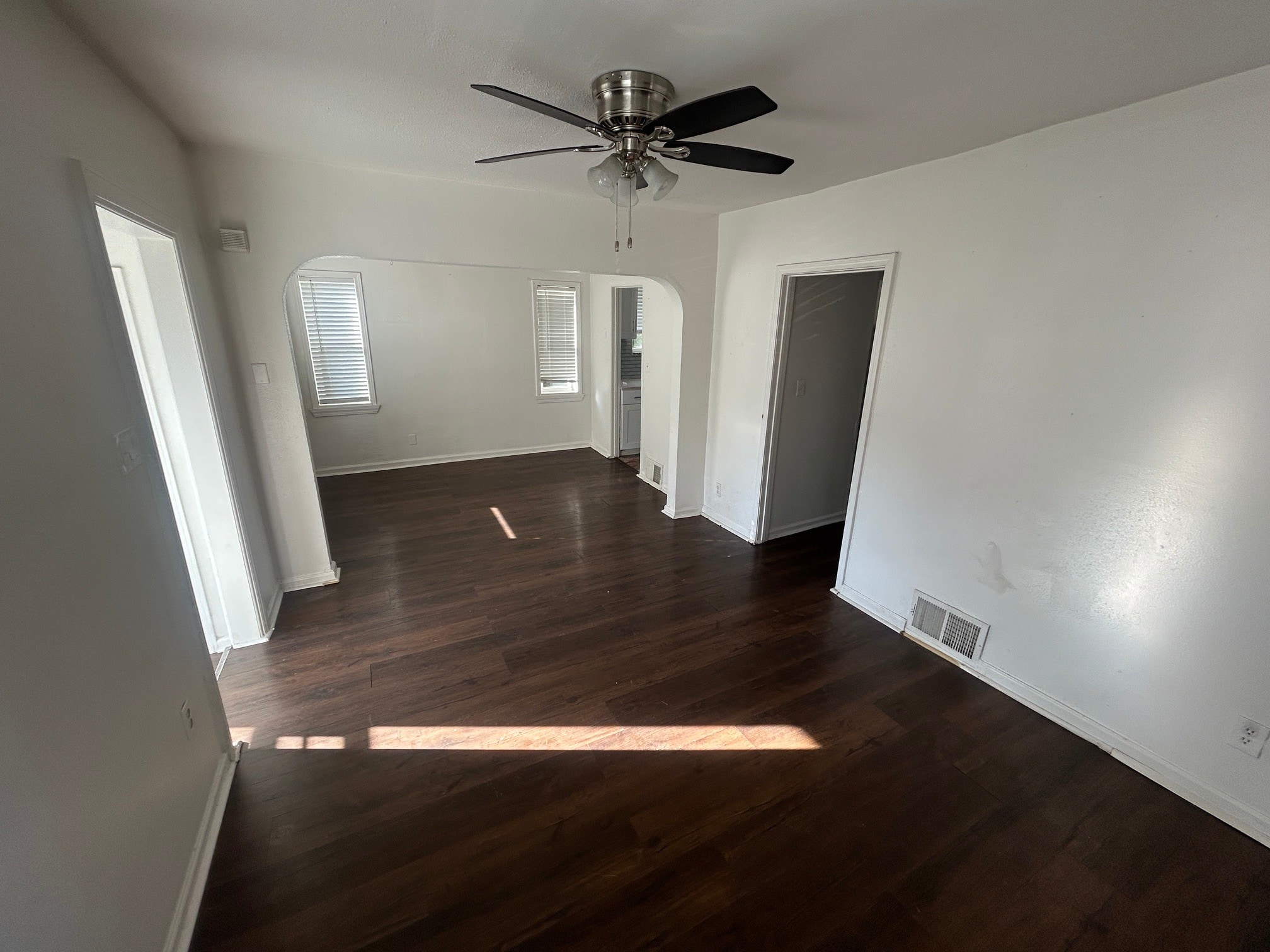 Building Photo - 5081 Wayburn St