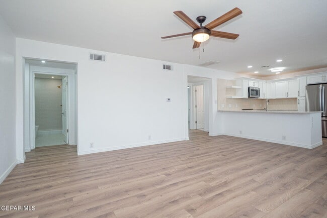 Building Photo - 6302 Wieland Way