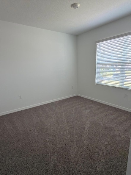 Building Photo - 3410 Ivy Hollow Dr