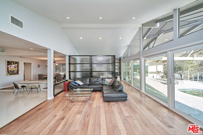 Building Photo - 5354 Stardust Rd