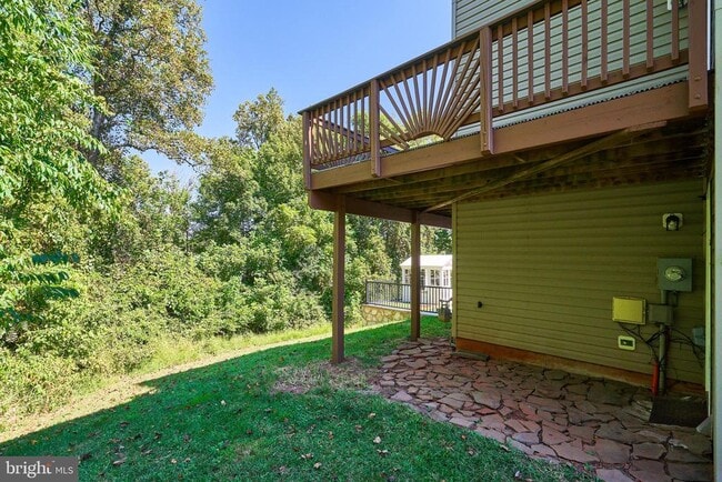 Building Photo - 20515 Blue Heron Terrace
