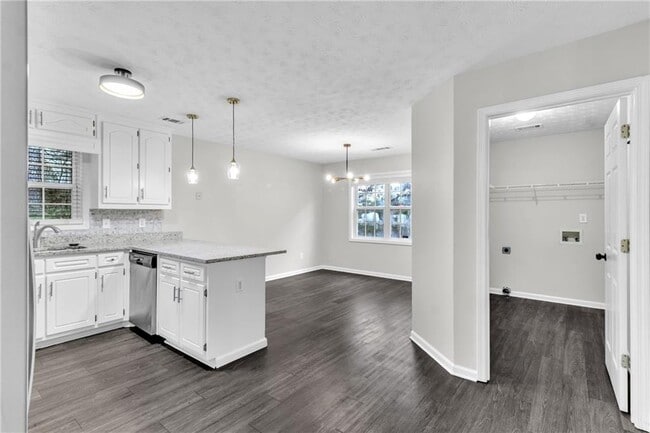 Building Photo - 1900 Tribble Ridge Dr