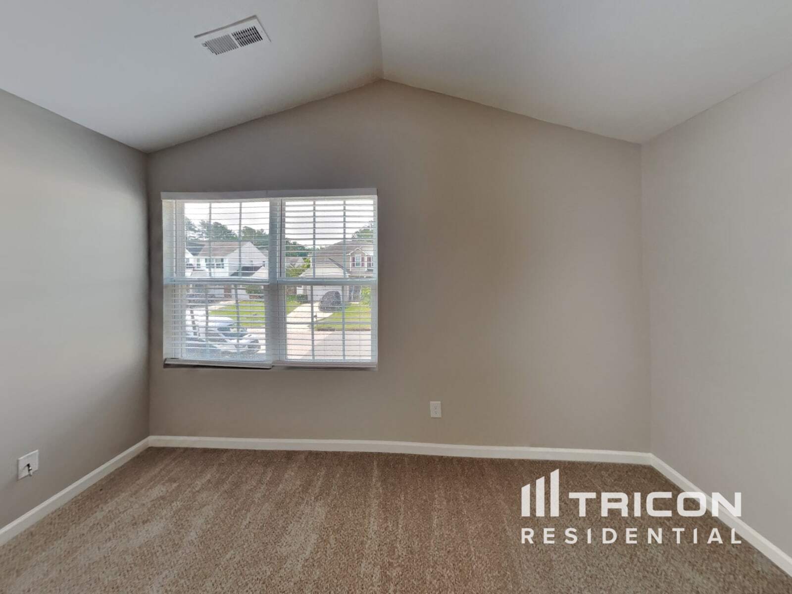 Building Photo - 76 Blakeford Dr