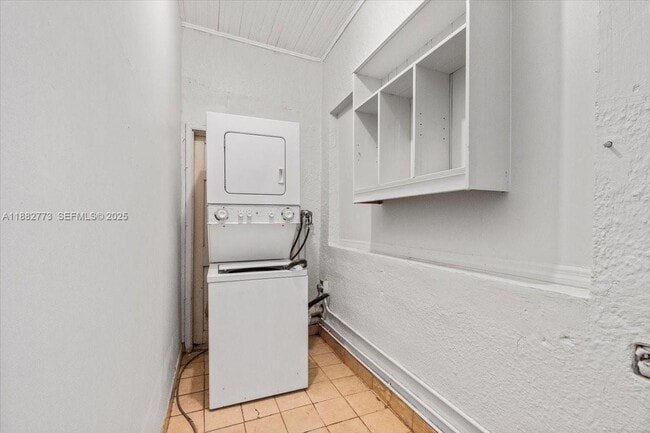 Building Photo - 34 SW 18th Rd