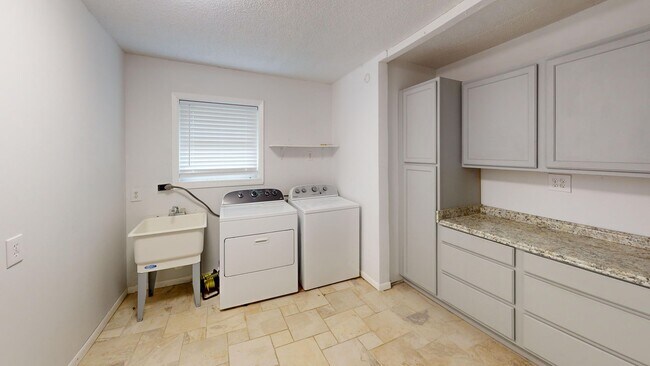 Building Photo - 7249 FM974