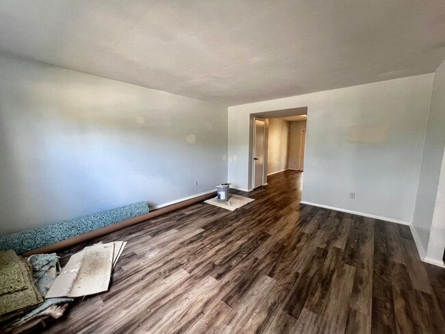 Building Photo - Three-bedroom, two-and-a-half bathrooms in...