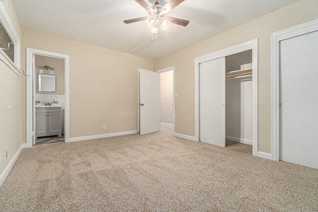 Building Photo - 721 Luckie Ln NE