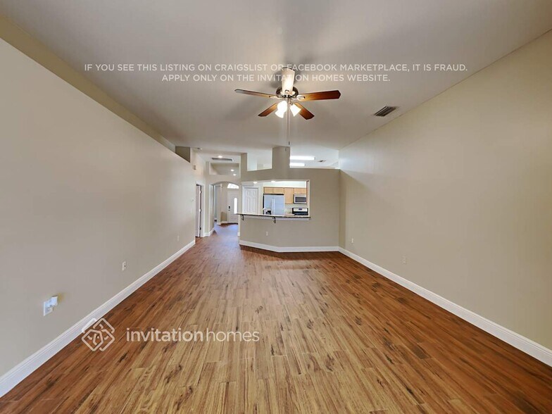 Building Photo - 1440 Baythorn Dr