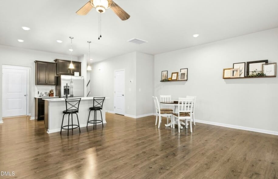 Building Photo - 3645 Water Mist Ln