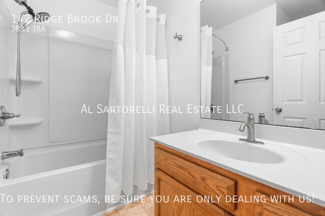 Building Photo - 142 Ridge Brook Dr