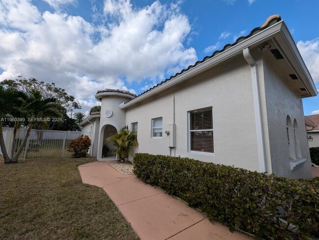 Building Photo - 4427 NW 41st Pl