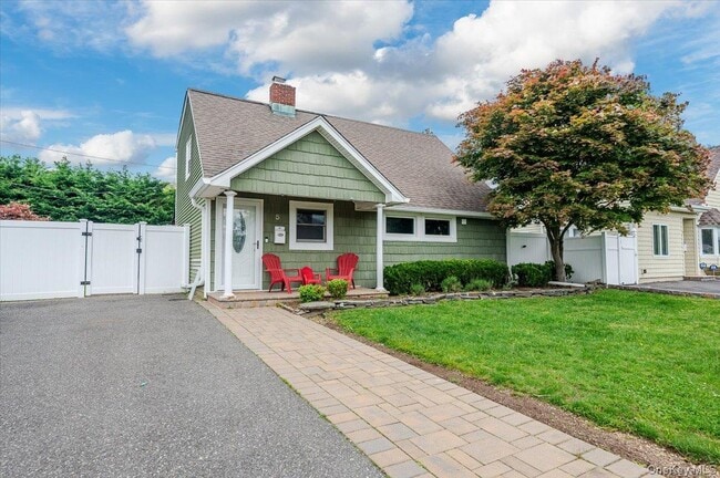 Building Photo - 5 Stonecutter Rd