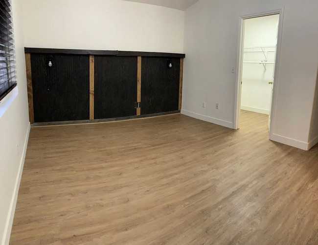 Building Photo - 309 Teal Ridge Hills Dr