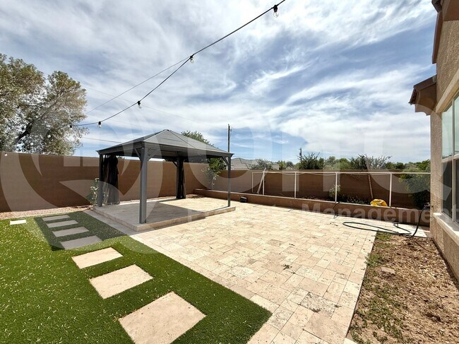 Building Photo - 1781 E Aster Pl
