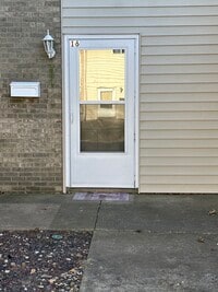 Building Photo - 16 Florentine Ct