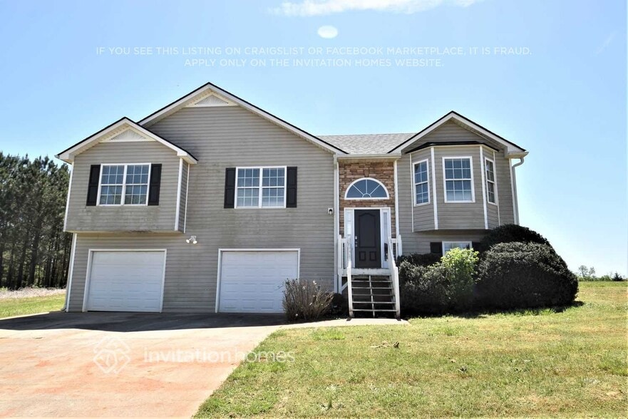 Primary Photo - 31 Twin Oaks Dr