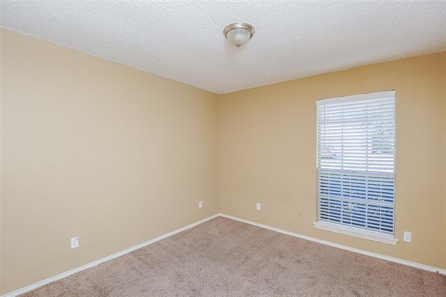 Building Photo - 4210 Maple Springs Dr