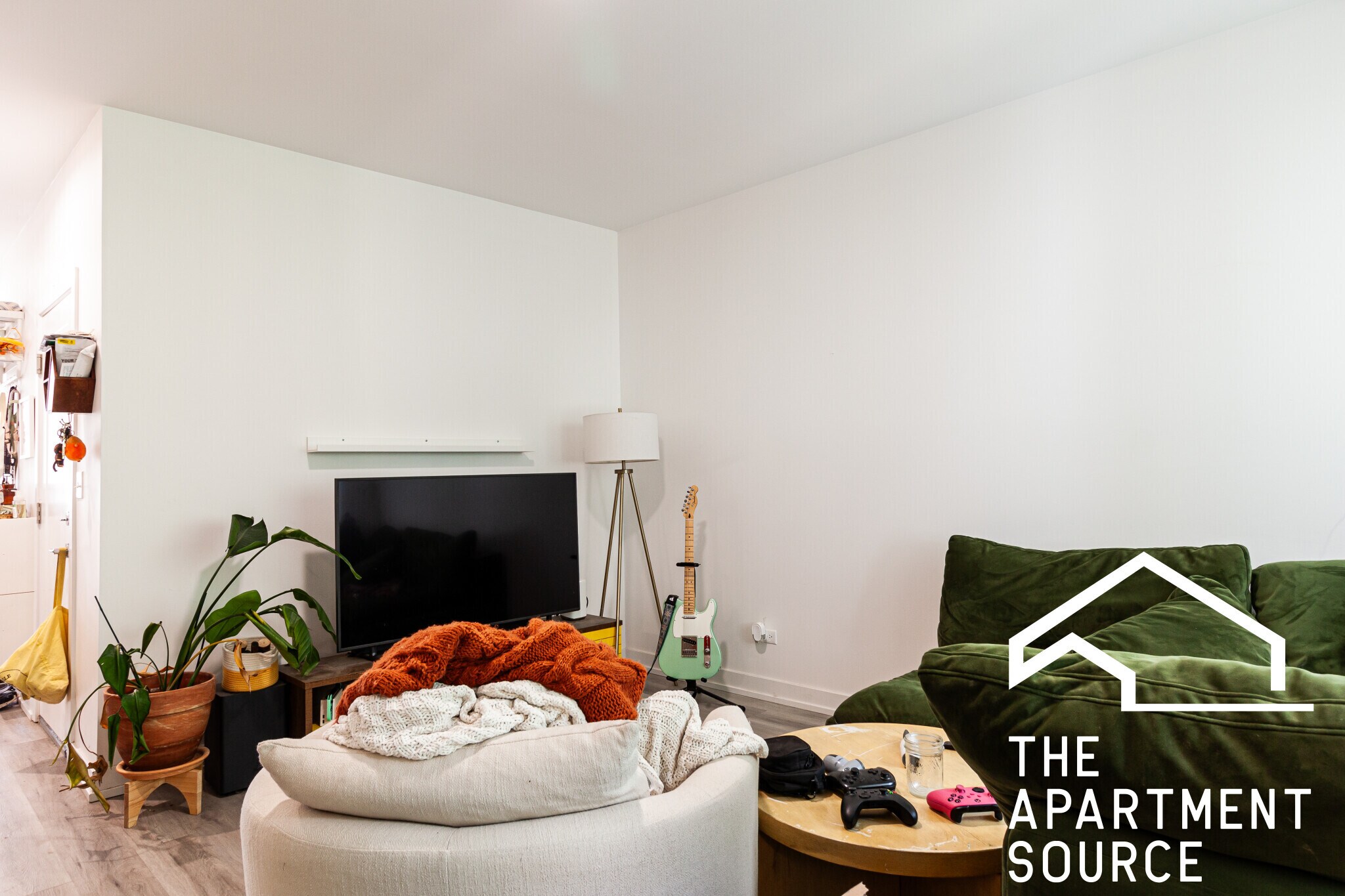 Building Photo - 4939 N Saint Louis Ave