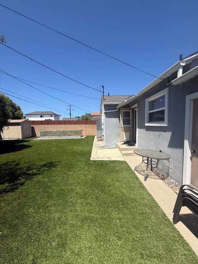 Building Photo - Charming Del Aire Home with A/C, Huge Backyard & Modern Upgrades!