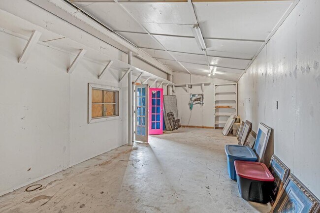 Building Photo - 124 12th St