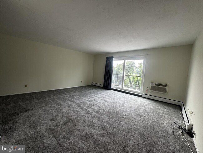 Building Photo - 120 N Bethlehem Pike